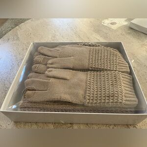 LIMITED EDITION 3 PIECE SCARF SET